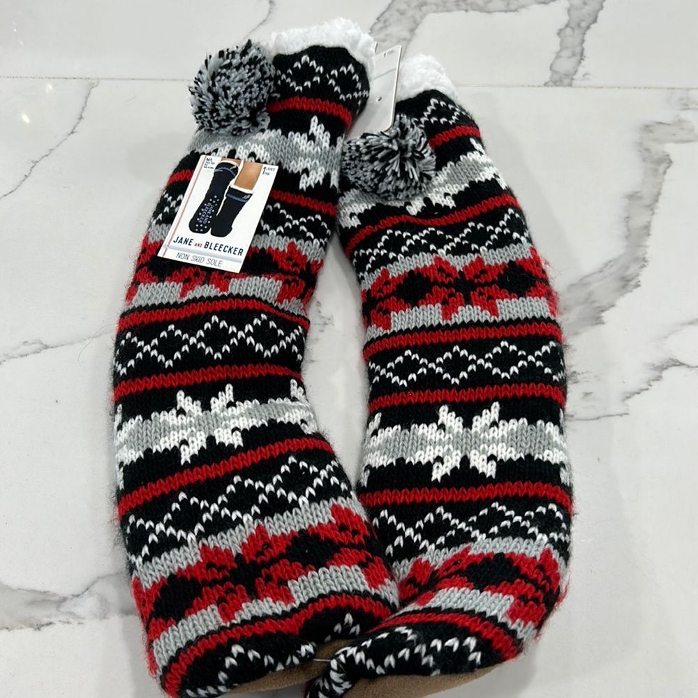 New‎ With Tags Jane & Bleecker  Non Skid Sole Socks. Size M/L